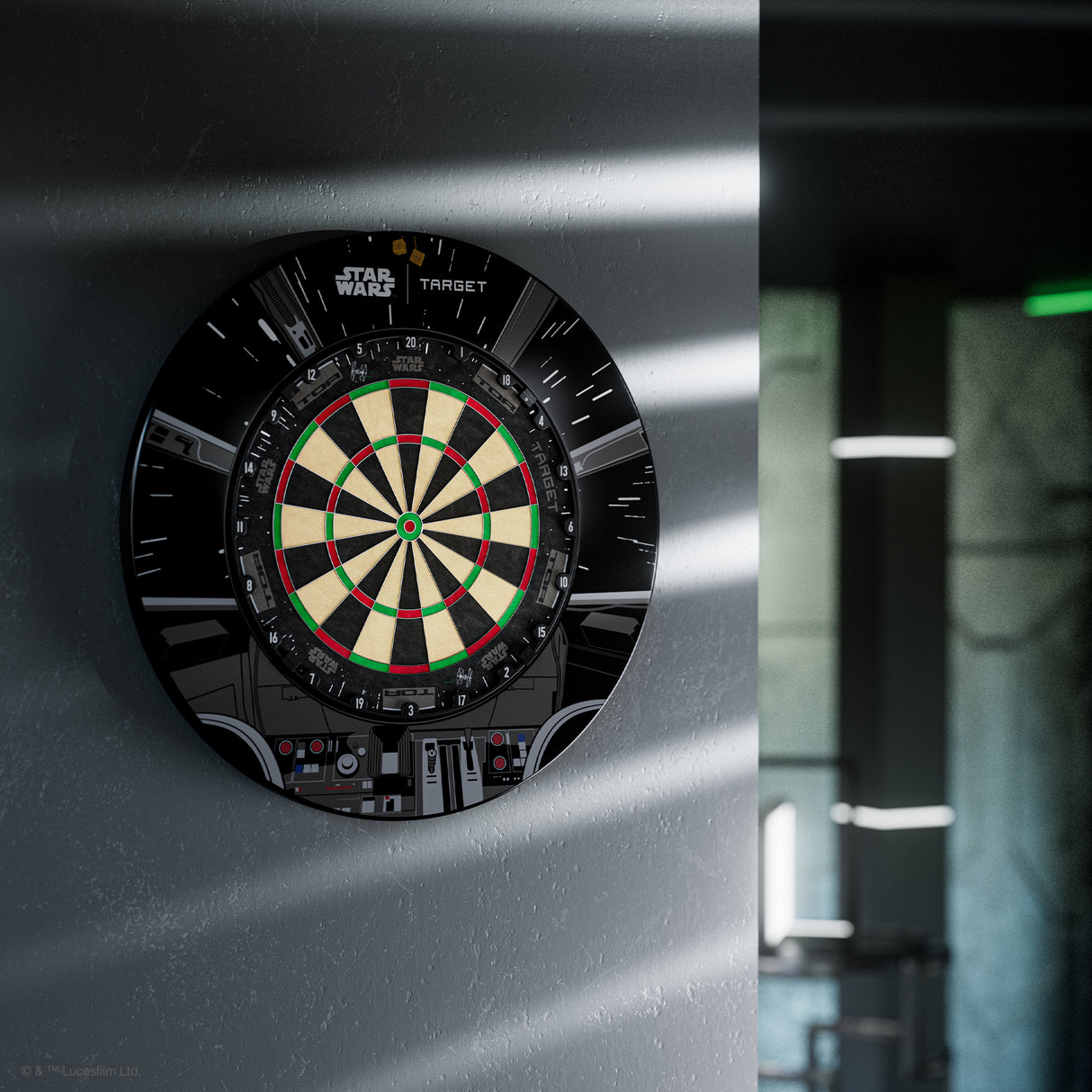 Target Star Wars Bundle - Millennium Falcon - Dartboard & Surround